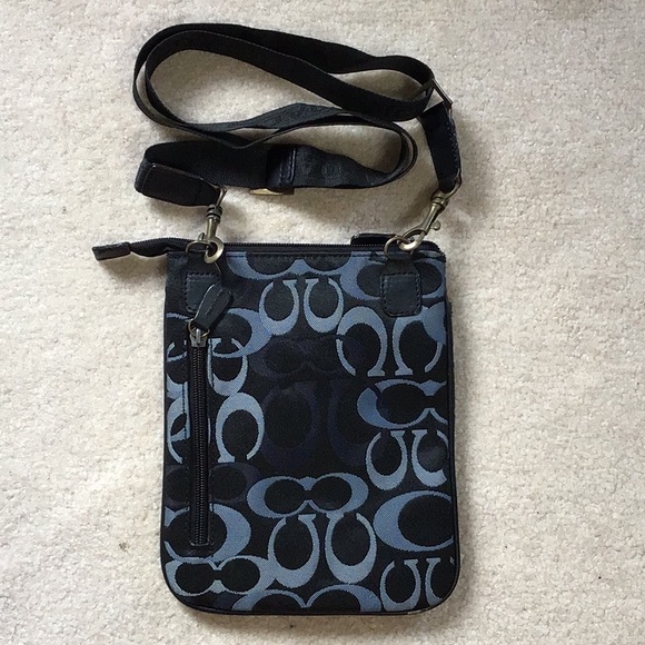 COACH Cross Body - Picture 5 of 6